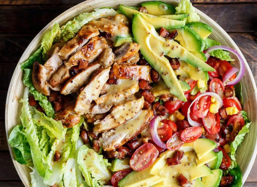 Salade de poulet à l'avocat