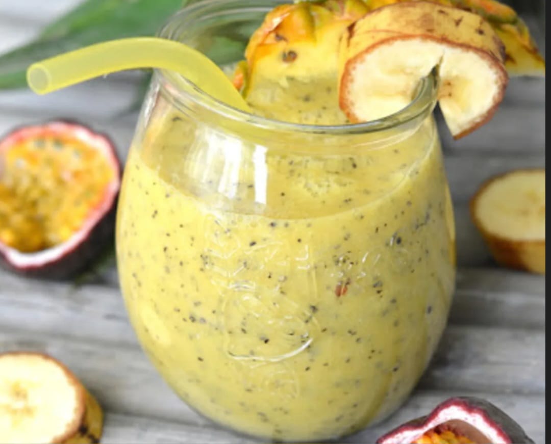 Smoothie banane ananas fruits de la passion